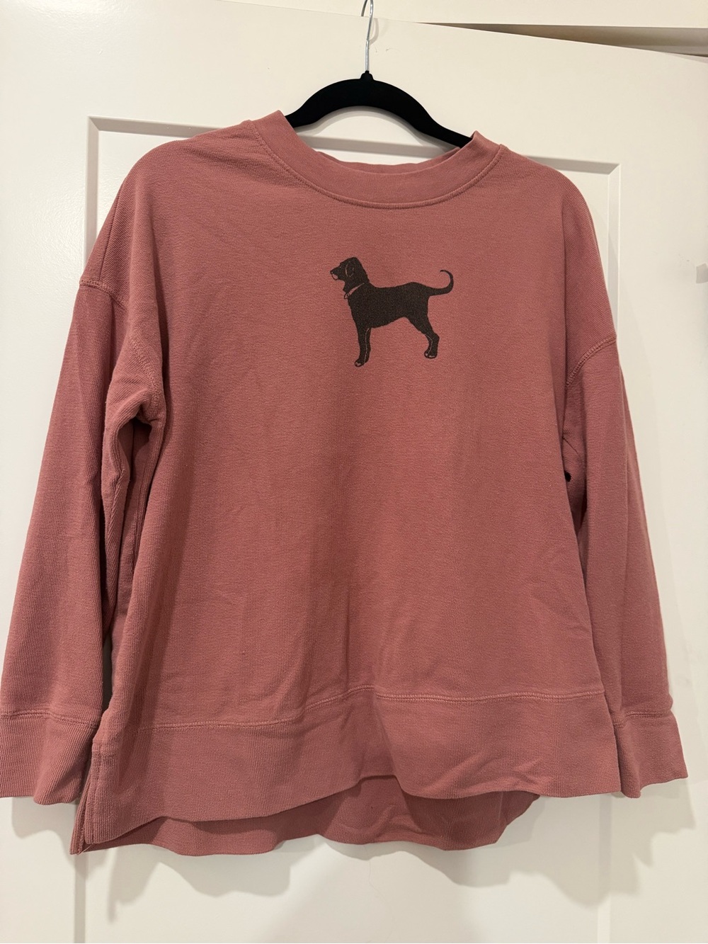 The Black Dog Rose Mauve Crewneck Sweatshirt with Black Dog Graphic